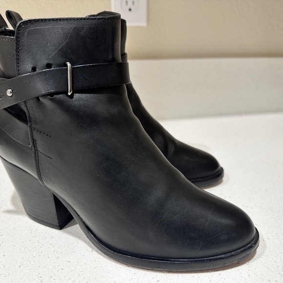 Rag‎ & Bone Harrow Ankle Boots Black Leather Size 38 Ankle Strap Booties - Picture 3 of 11